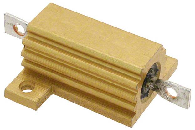 Ein goldfarbener rechteckiger drahtgewickelter Widerstand mit gerippten Oberflächen und Metallanschlüssen an beiden Enden, verwendet für Hochleistungsanwendungen.