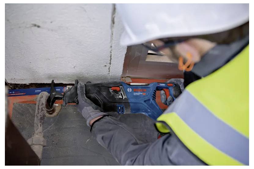 Bosch Professional GSA 18V-28 Akku-Säbelsäge 06016C0001 bürstenlos, ohne Akku 18 V