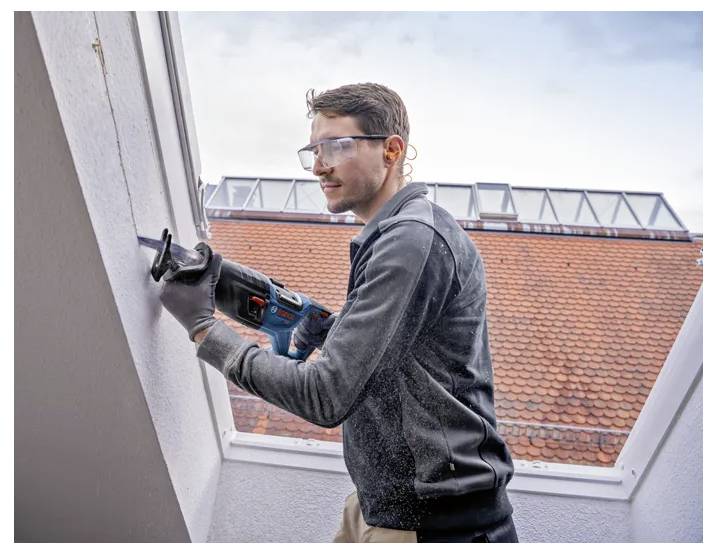 Bosch Professional GSA 18V-28 Akku-Säbelsäge 06016C0001 bürstenlos, ohne Akku 18V