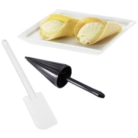 Trisa Bricelet Classique Waffeleisen Antihaftbeschichtung, klappbar, Kontrollleuchte, stufenloser Temperaturregler Weiß Trisa Bricelet Classique Waffeleisen Antihaftbeschichtung, klappbar, Kontrollleuchte, stufenloser Temperaturregler Weiß