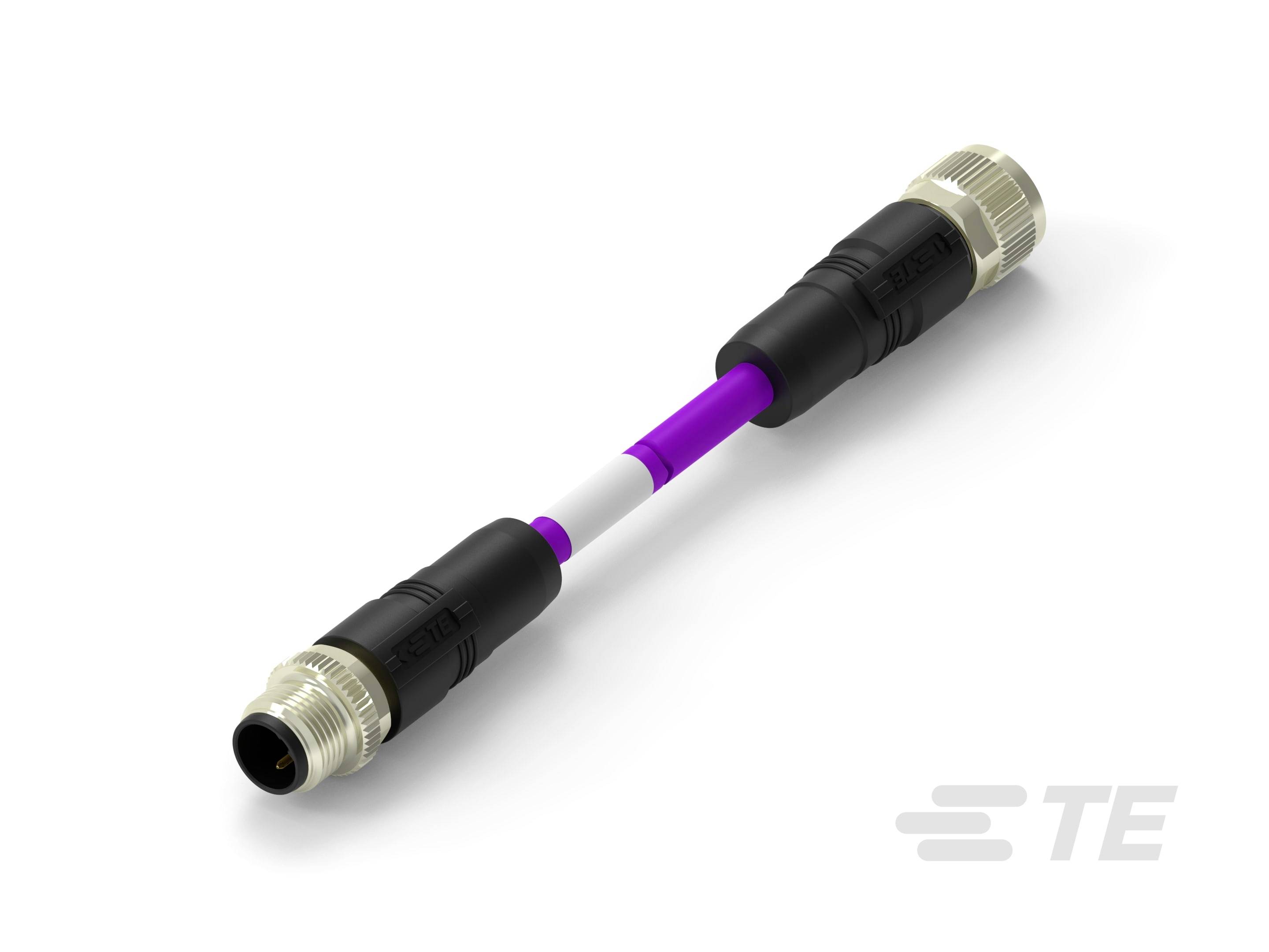 Ein violetter Kabeladapter mit schwarzen und silbernen Steckverbindungen an beiden Enden.