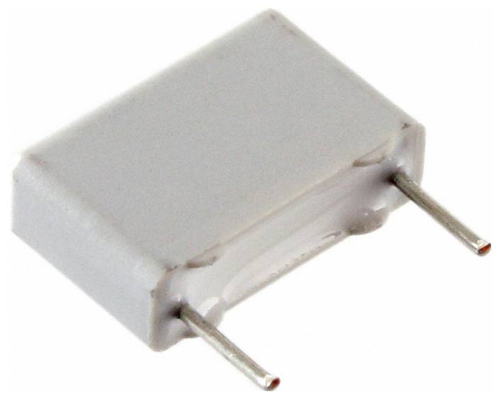 Eine rechteckige elektronische Komponente mit zwei Metalldrähten, die sich von der Unterseite erstrecken, wahrscheinlich ein Kondensator oder Widerstand, auf weißem Hintergrund.