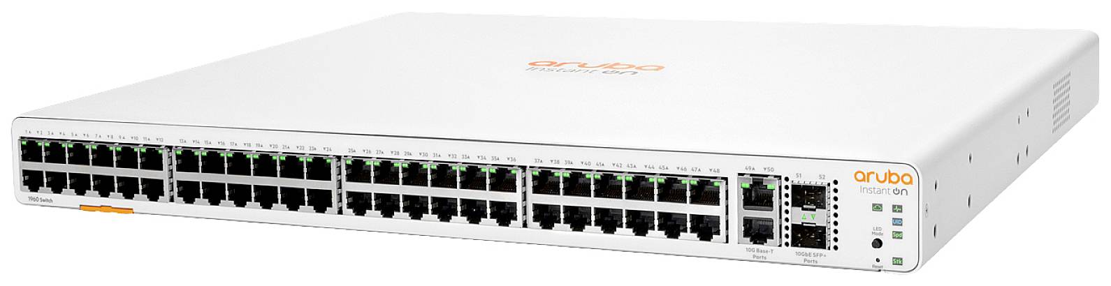 Ein weißer Netzwerk-Switch von Aruba mit 48 Ports und zusätzlichen SFP+ Anschlüssen. Gerät dient zur Netzwerkverbindung und Verwaltung.