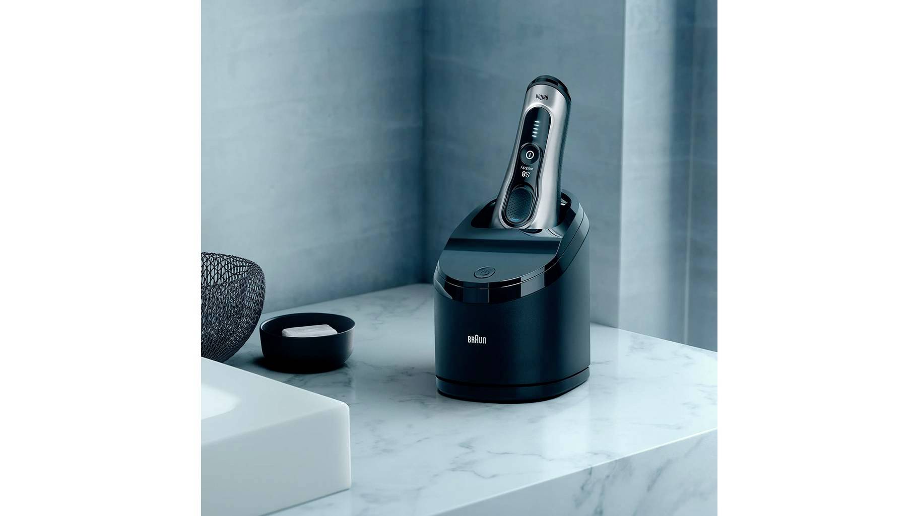 Braun 8370cc Folienrasierer Schwarz/Silber