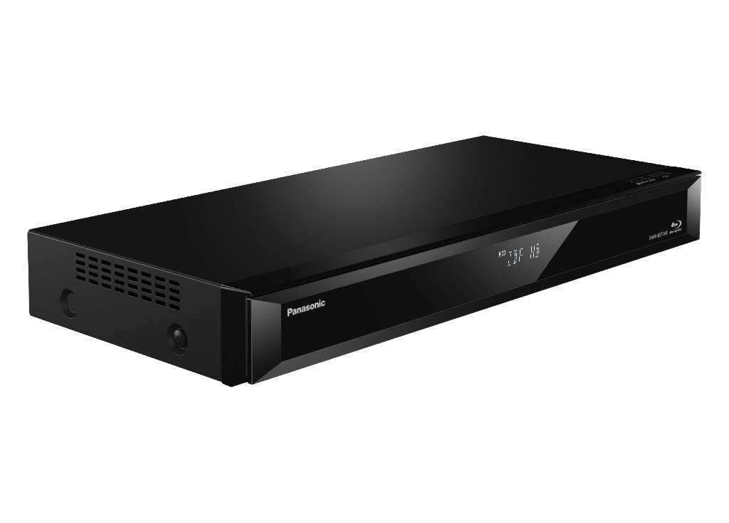Ein schwarzer Blu-ray-Player von Panasonic, abgebildet in einem leicht angewinkelten Profil, zeigt ein schlichtes, modernes Design.