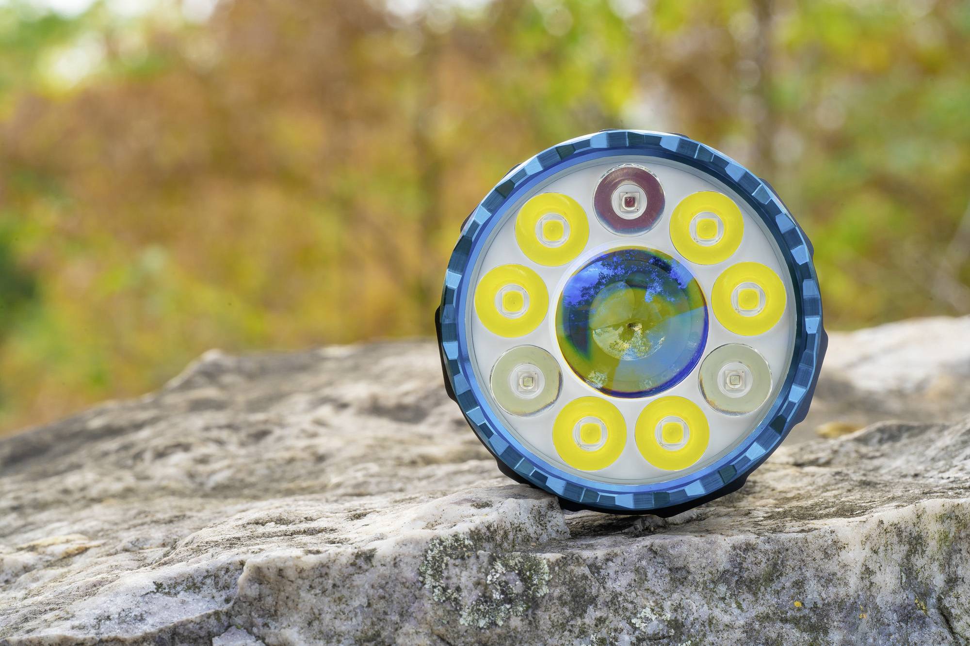 OLight Marauder Mini black LED Taschenlampe Große Reichweite akkubetrieben 7000lm 462g