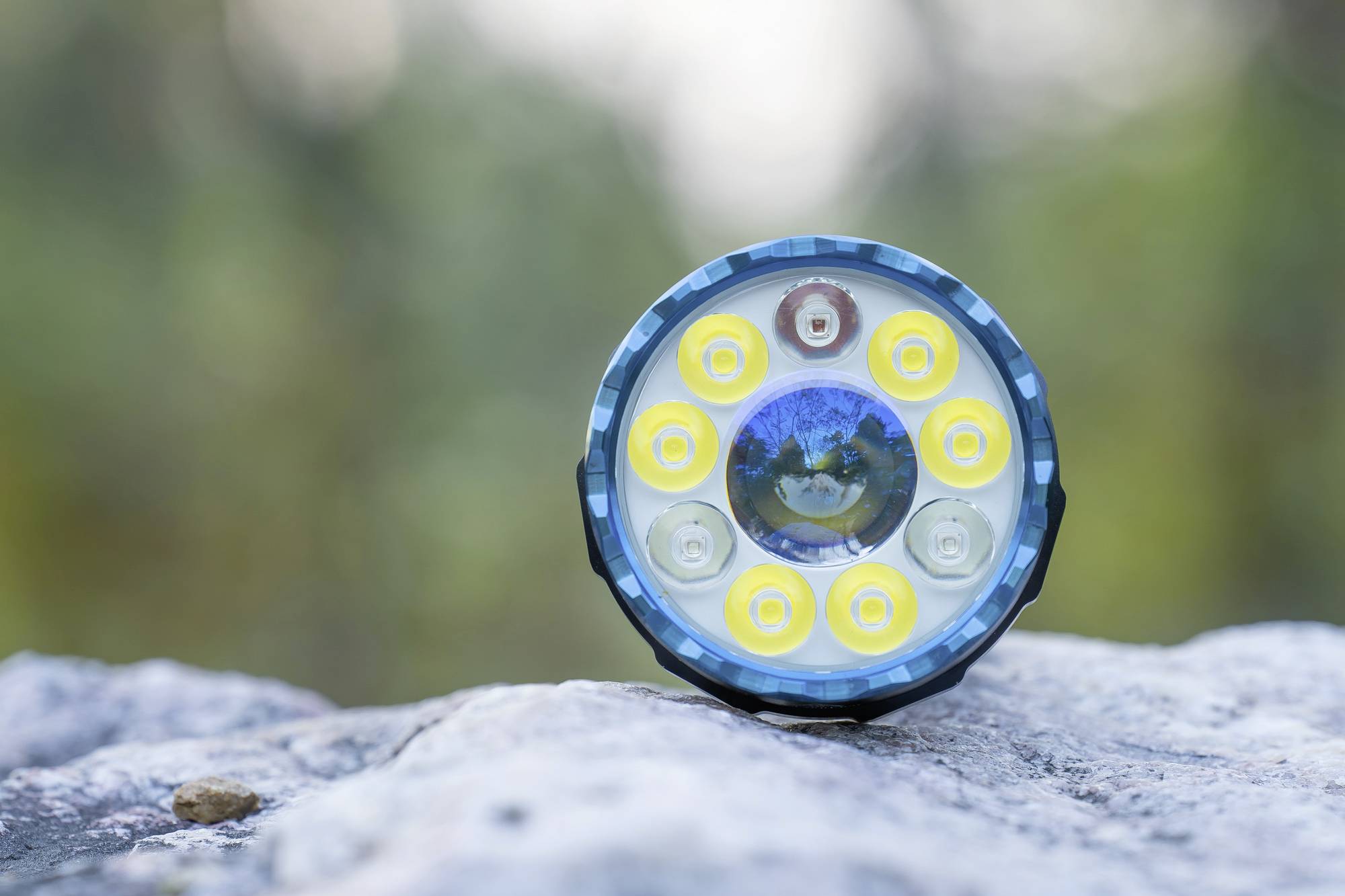 OLight Marauder Mini black LED Taschenlampe Große Reichweite akkubetrieben 7000lm 462g