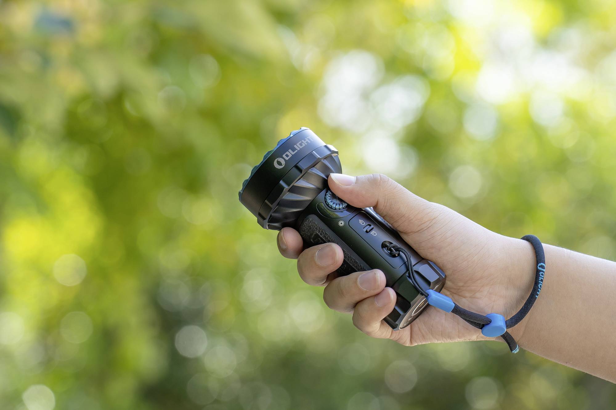 OLight Marauder Mini black LED Taschenlampe Große Reichweite akkubetrieben 7000lm 462g