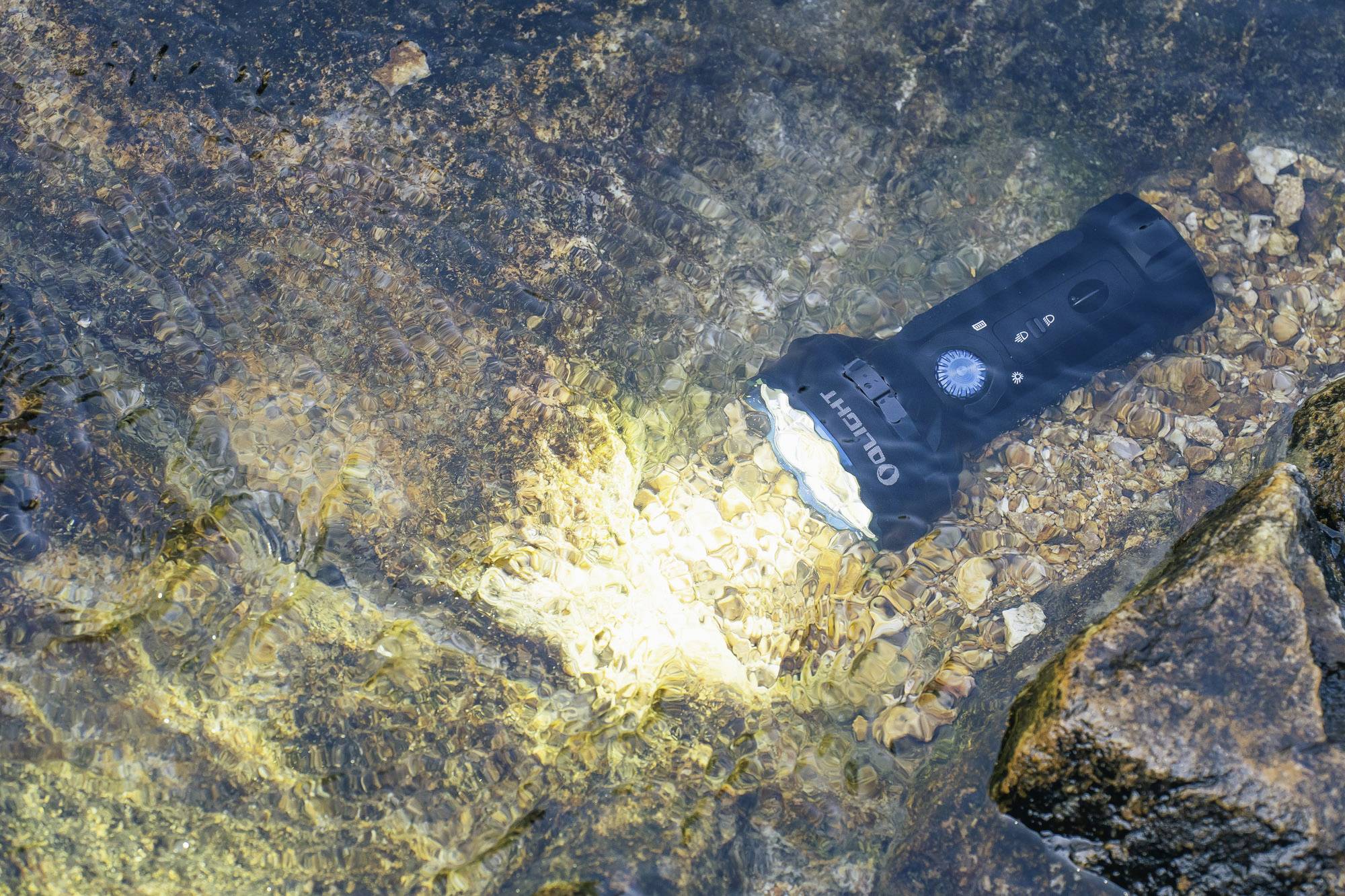 OLight Marauder Mini black LED Taschenlampe Große Reichweite akkubetrieben 7000lm 462g