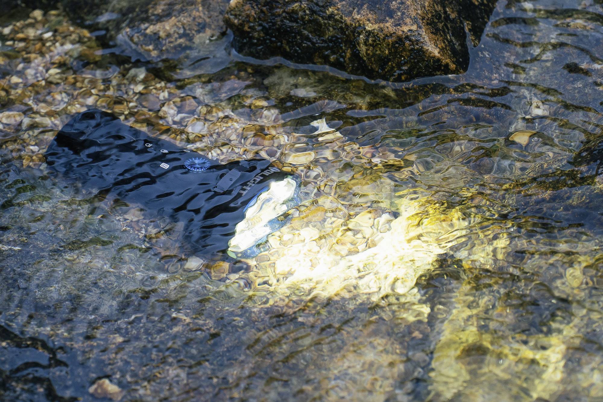 OLight Marauder Mini black LED Taschenlampe Große Reichweite akkubetrieben 7000lm 462g