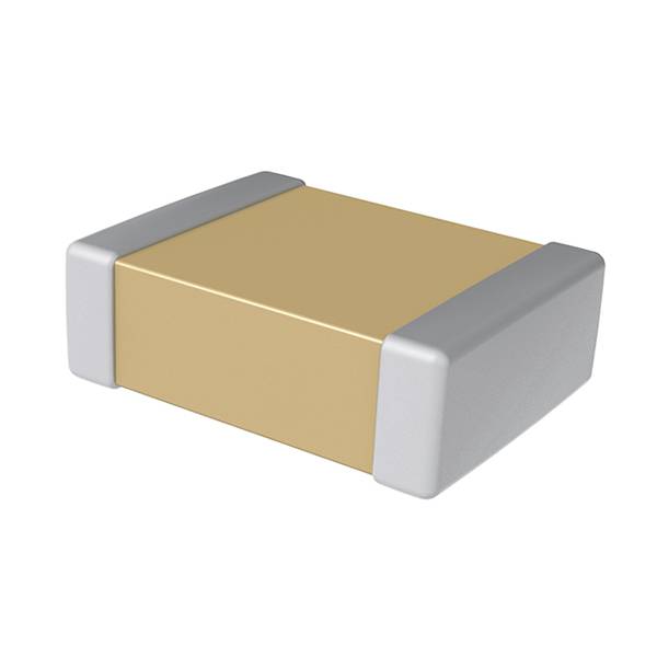 Kleiner rechteckiger elektronischer, goldbrauner und grauer SMD-Kondensator, häufig in elektronischen Schaltungen verwendet.