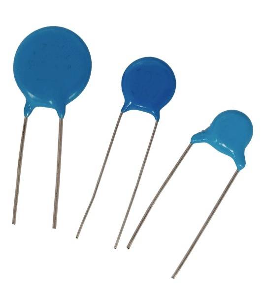 Kemet Keramik-Kondensator 500 St. Tape on Full reel