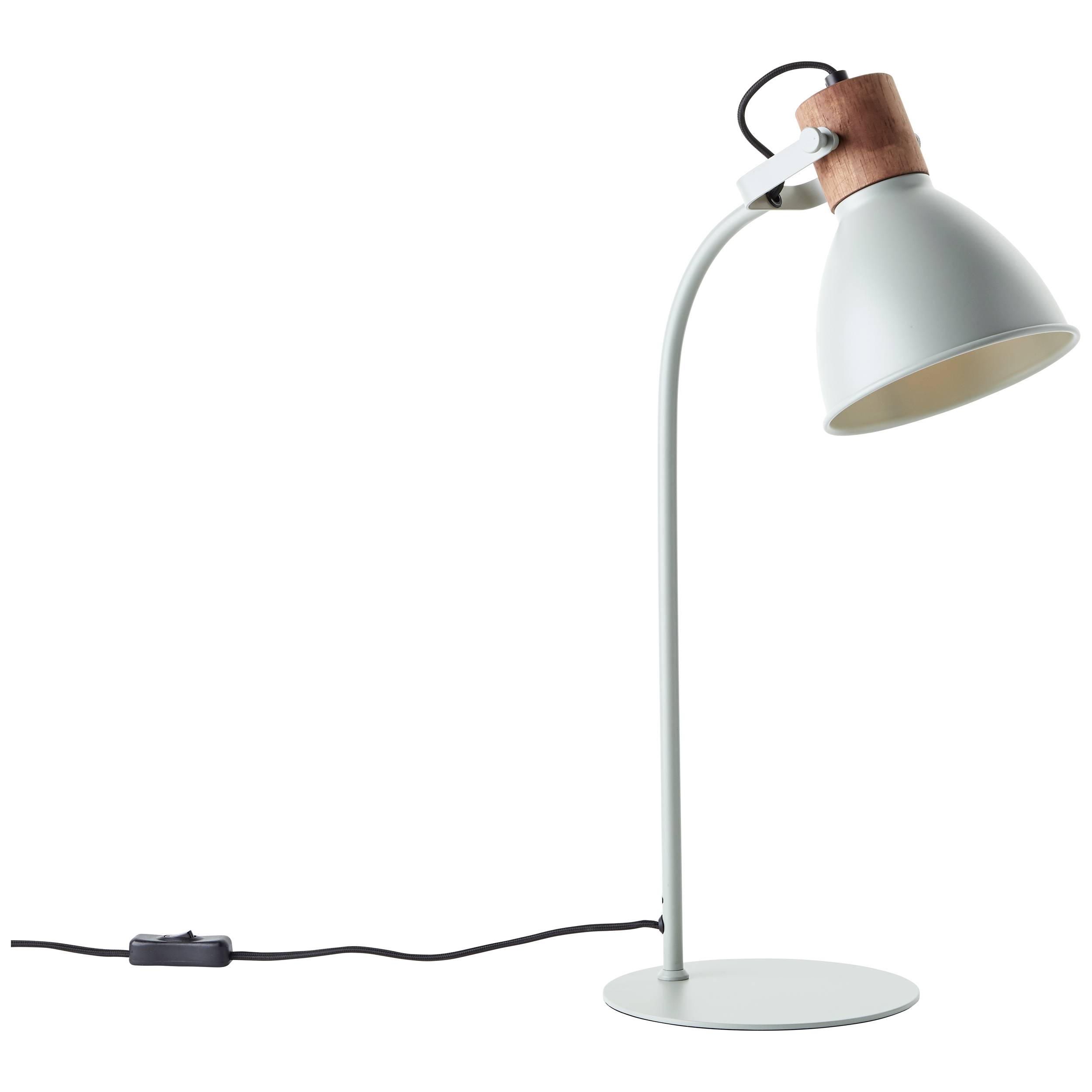 Eine moderne Tischlampe mit weißem Schirm und braunem Holzdetail, stehend auf einem geraden Ständer mit schwarzem Kabel und Schalter.