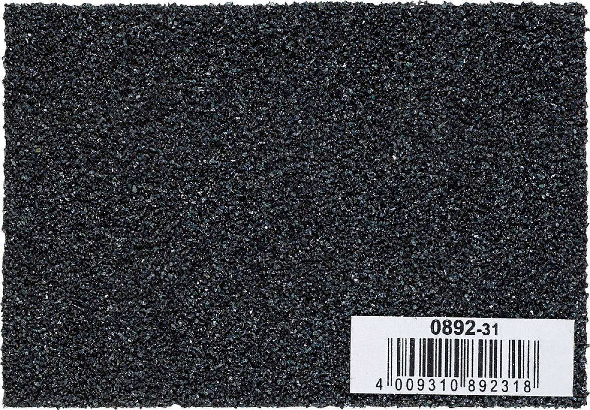 Eine grobe, schwarze Schleifpapieroberfläche mit einem Barcode und der Nummer '0892-31' in der rechten unteren Ecke.