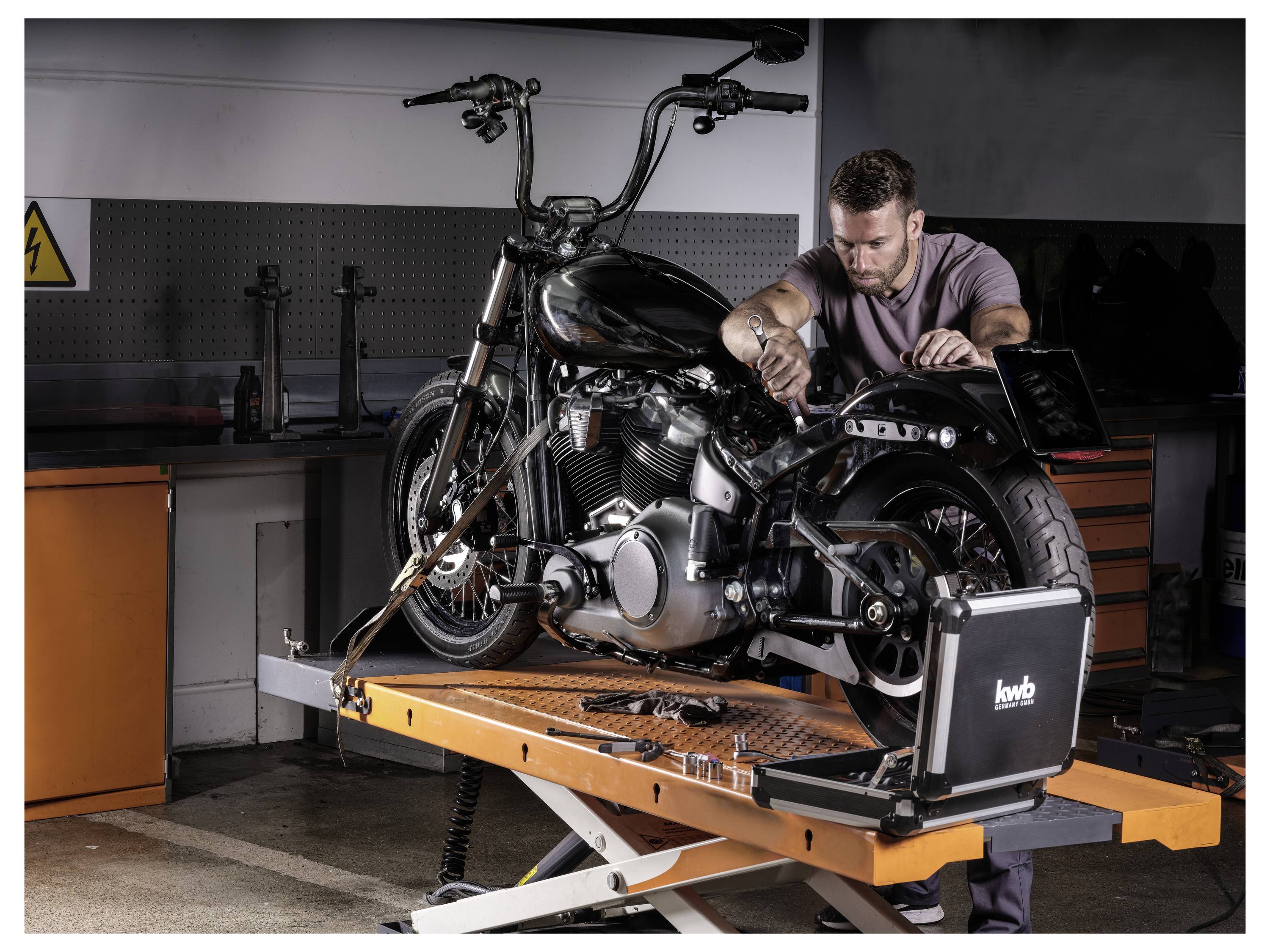 Kwb 370660 Werkzeugkoffer bestückt 80teilig