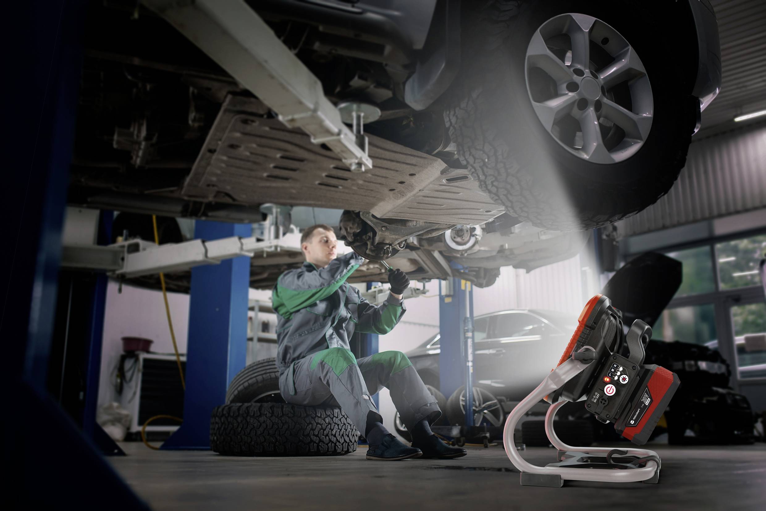 TOOLCRAFT SMD LED Arbeitsleuchte CL2500 / TAWB-200 2480lm TO-8204253