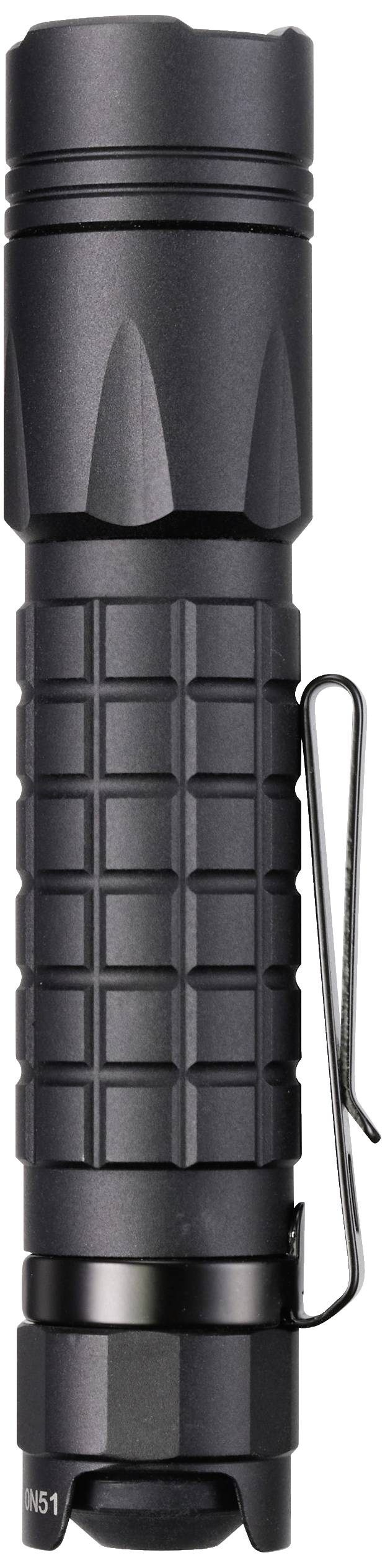 Schwarze Taschenlampe mit strukturiertem Griff und Gürtelclip, stehend.