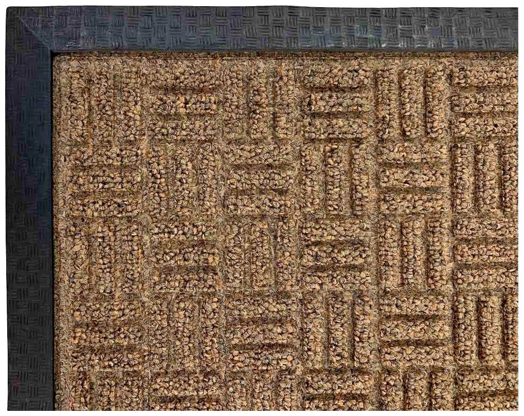 Fußmatte aus Kokosfasern mit rechteckigem Muster und schwarzem Rand, ideal für Eingangsbereiche.