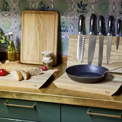 Siena HOME P41795 Schneidbrett 45° Griff Brescia, Eiche FSC® 100% Siena HOME P41795 Schneidbrett 45° Griff Brescia, Eiche FSC® 100%