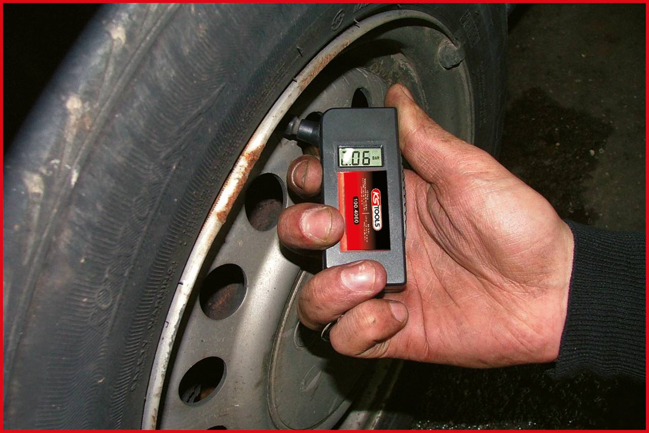 KS Tools Digital Reifendruck- und Reifenprofil-Tiefenmesser 100.4060