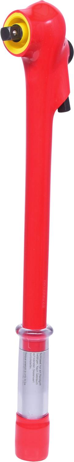 Rotes Eckventil mit gelber Dichtung für technische Anwendungen, zeigt den Ventilkopf und das Rohr, Hintergrund neutral.