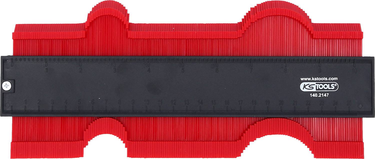 'KS Tools 140.2147 Konturmessgerät' aus rotem Kunststoff mit schwarzem Lineal. Dient zum Abtasten und Übertragen von Profilen und Konturen.