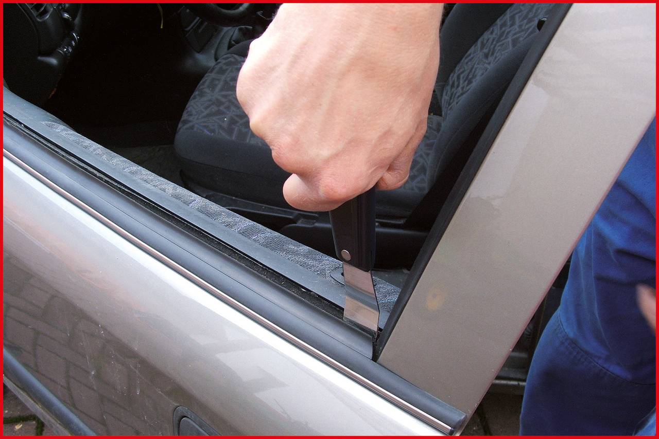 KS Tools 140.2208 Schachtabdeckungs-Lösewerkzeug, 170mm