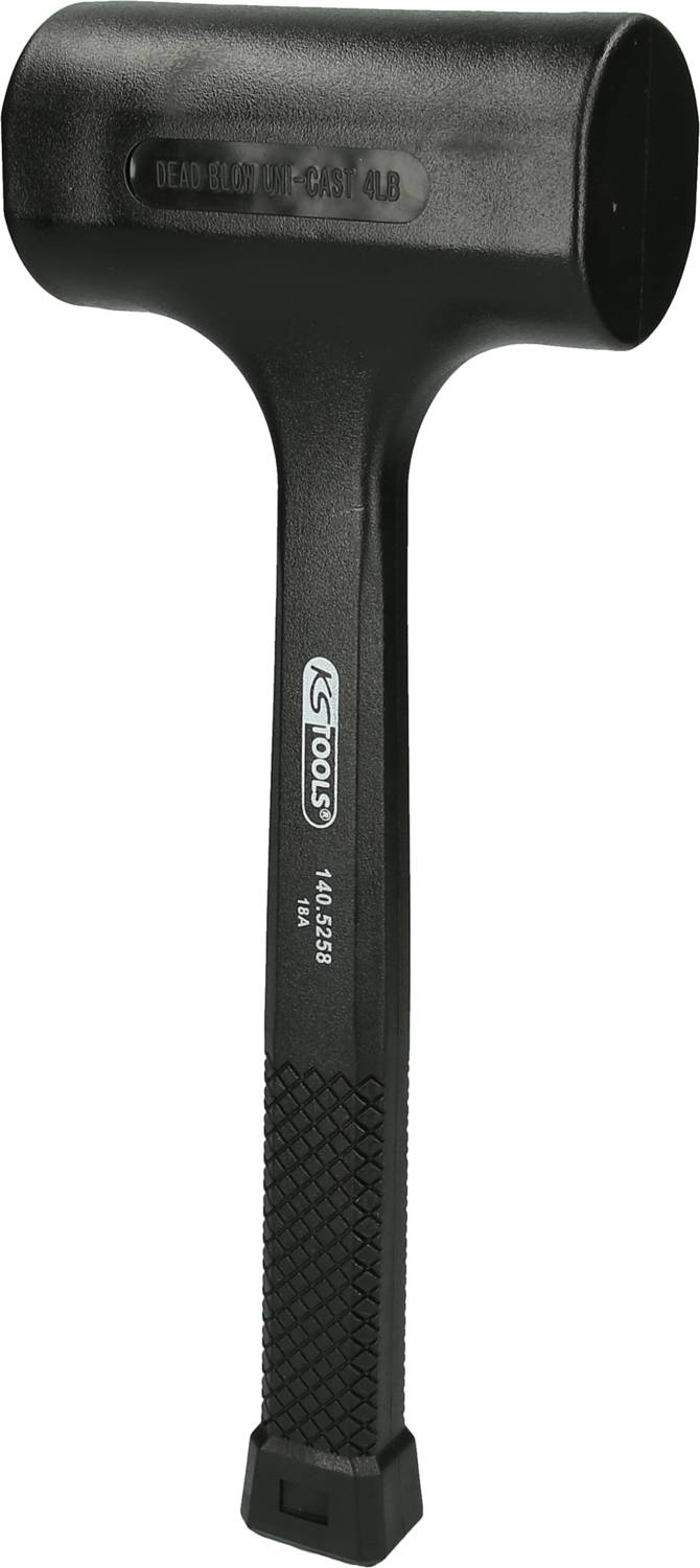 Schwarzer Kunststoffhammer mit rundem Kopf und gummiertem Griff. Aufschrift auf dem Kopf: 'DEAD BLOW CAST 4LB'. Markierung auf dem Griff: 'S STOOLS'.