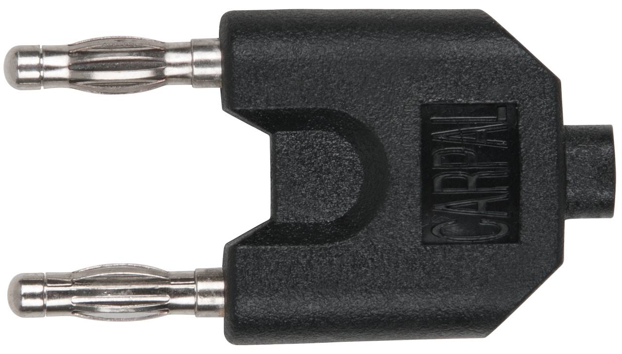 Ein schwarzer Adapter mit zwei Metallsteckern, beschriftet mit 'CARPAL'.