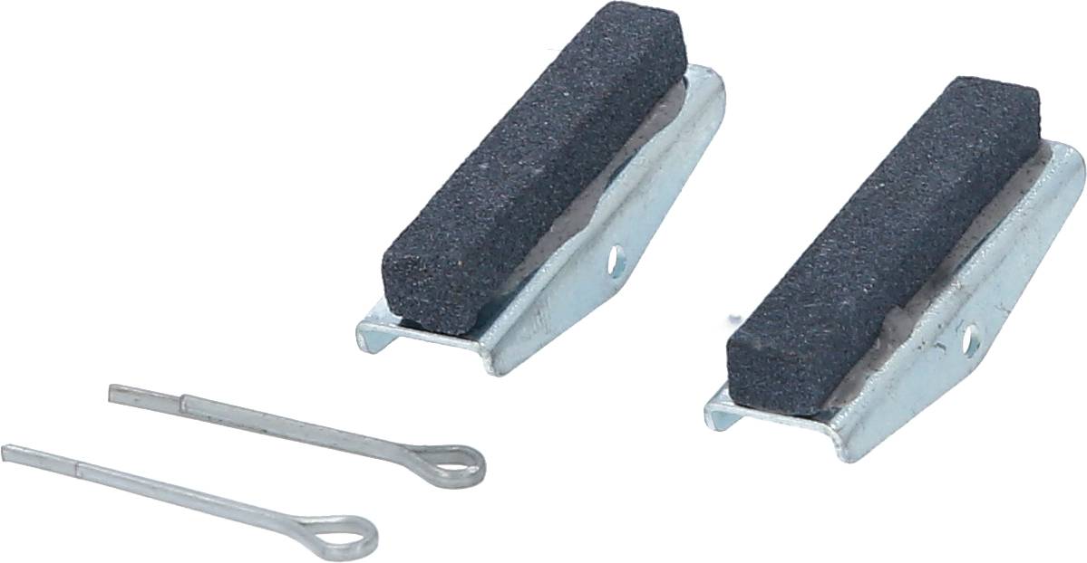 Zwei schwarze Bremsbeläge mit silbernen Halterungen und zwei Metallstifte zur Befestigung.