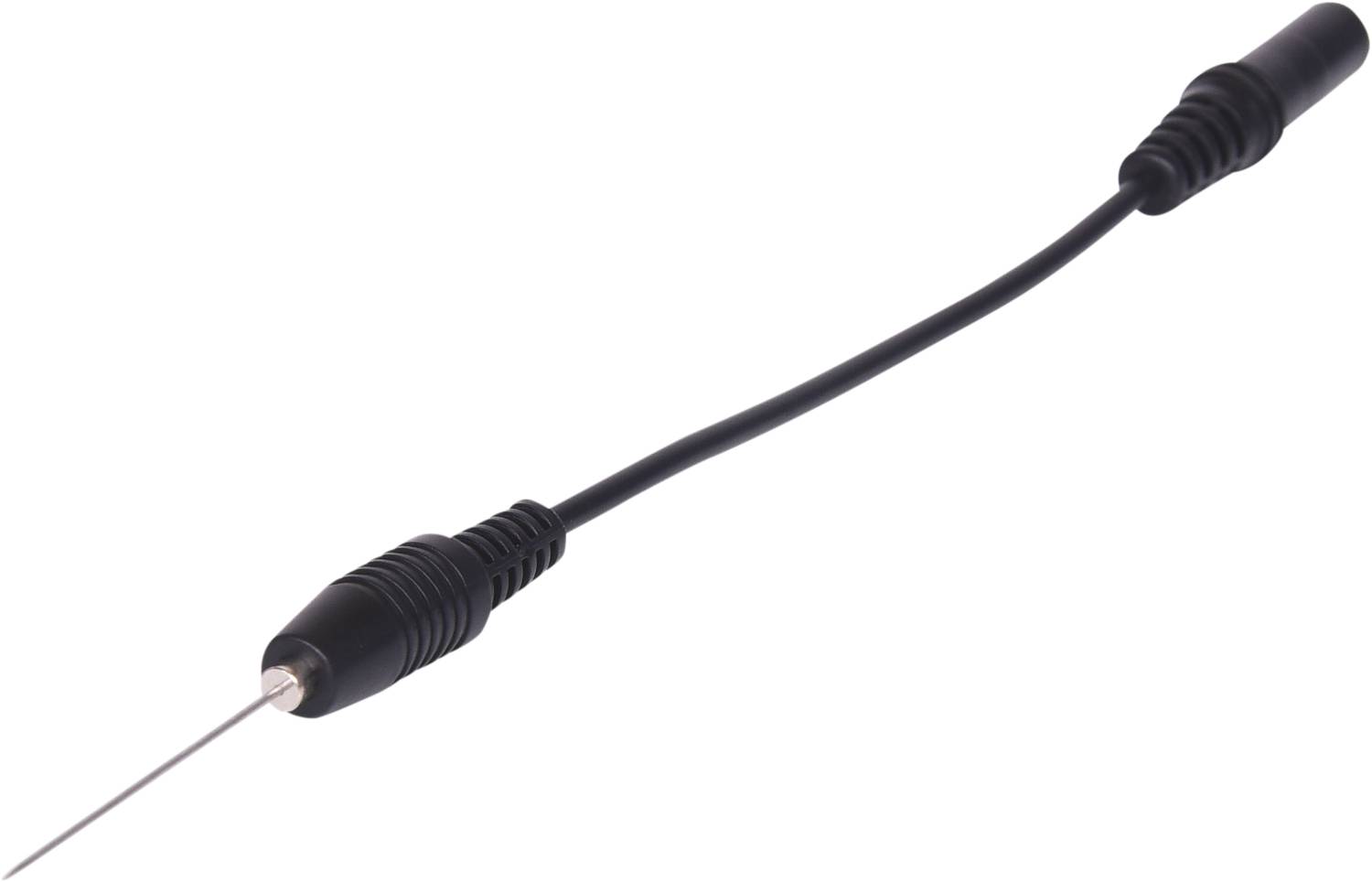 Schwarzes Kabel mit dünnem Metallstab an einem Ende und einer Buchse am anderen. Könnte als Temperaturfühler verwendet werden.