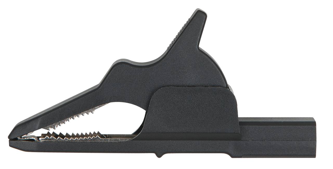 Ein schwarzer Krokodilklemme, geschlossen, zeigt die gezackten Zähne und den Kunststoffgriff. Verwendet für elektrische Verbindungen.