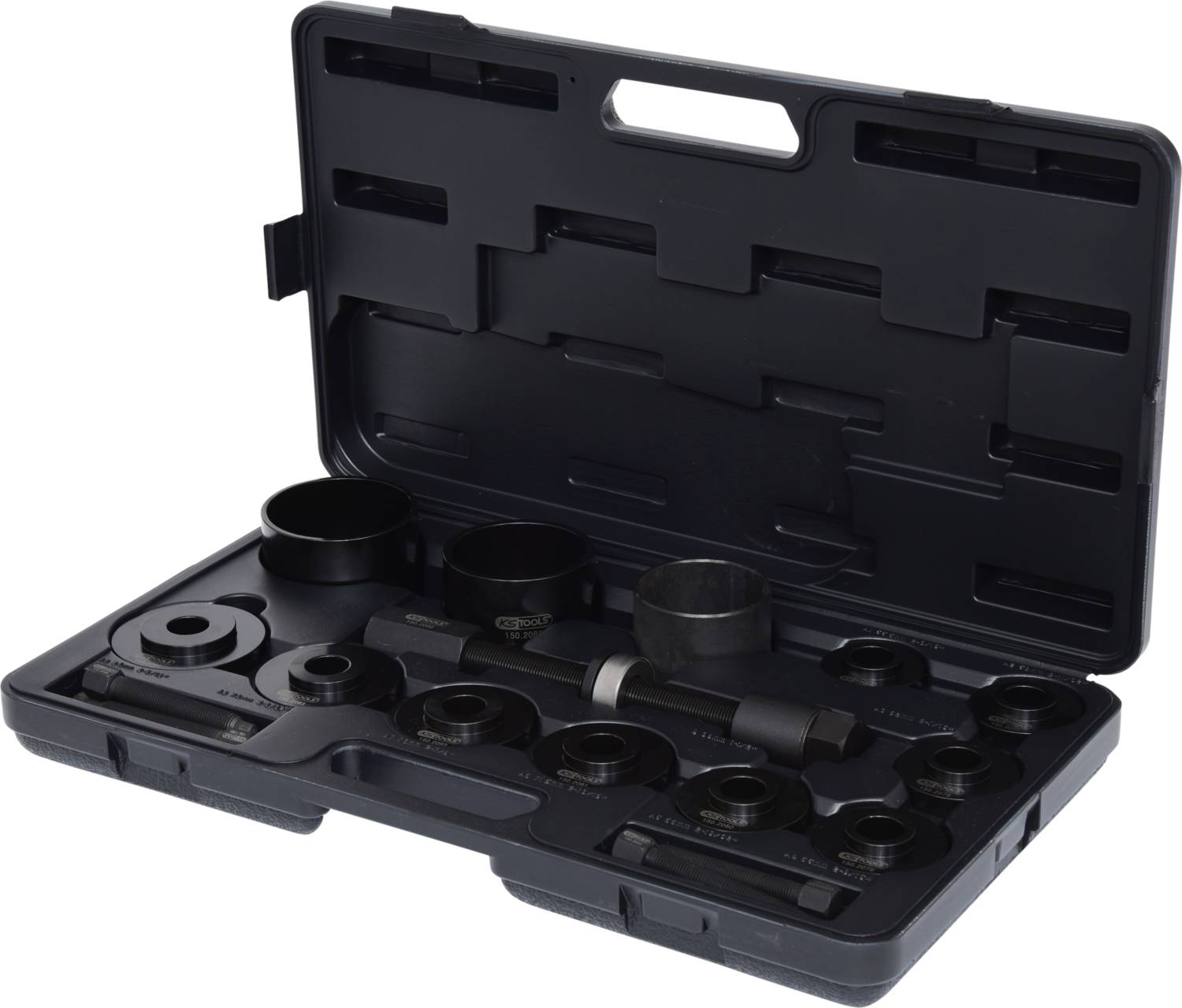 Ein offener Werkzeugkoffer mit einer Sammlung von Metallringen und Werkzeugen, die in geformten Fächern organisiert sind.