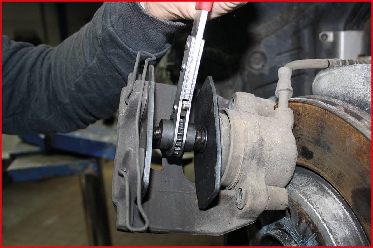 KS Tools 150.2194 Ratschen-Bremskolben-Rücksteller, umschaltbar