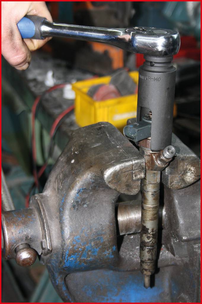 KS Tools 150.2310 1/2" Einspritzdüsen-Stecknuss-Satz, 4-tlg