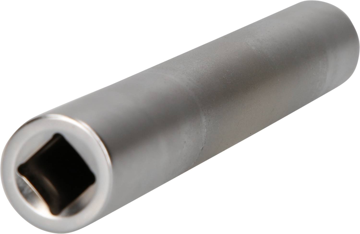 Ein silberner, zylindrischer Metallaufsatz mit quadratischer Öffnung, verwendet im Werkzeugbereich, z.B. als Verlängerungshülse.