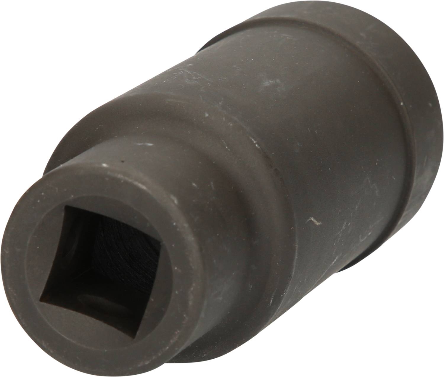 Metallschraubenschlüsselaufsatz in zylindrischer Form, verwendet für das Anziehen oder Lösen von Muttern und Schrauben.