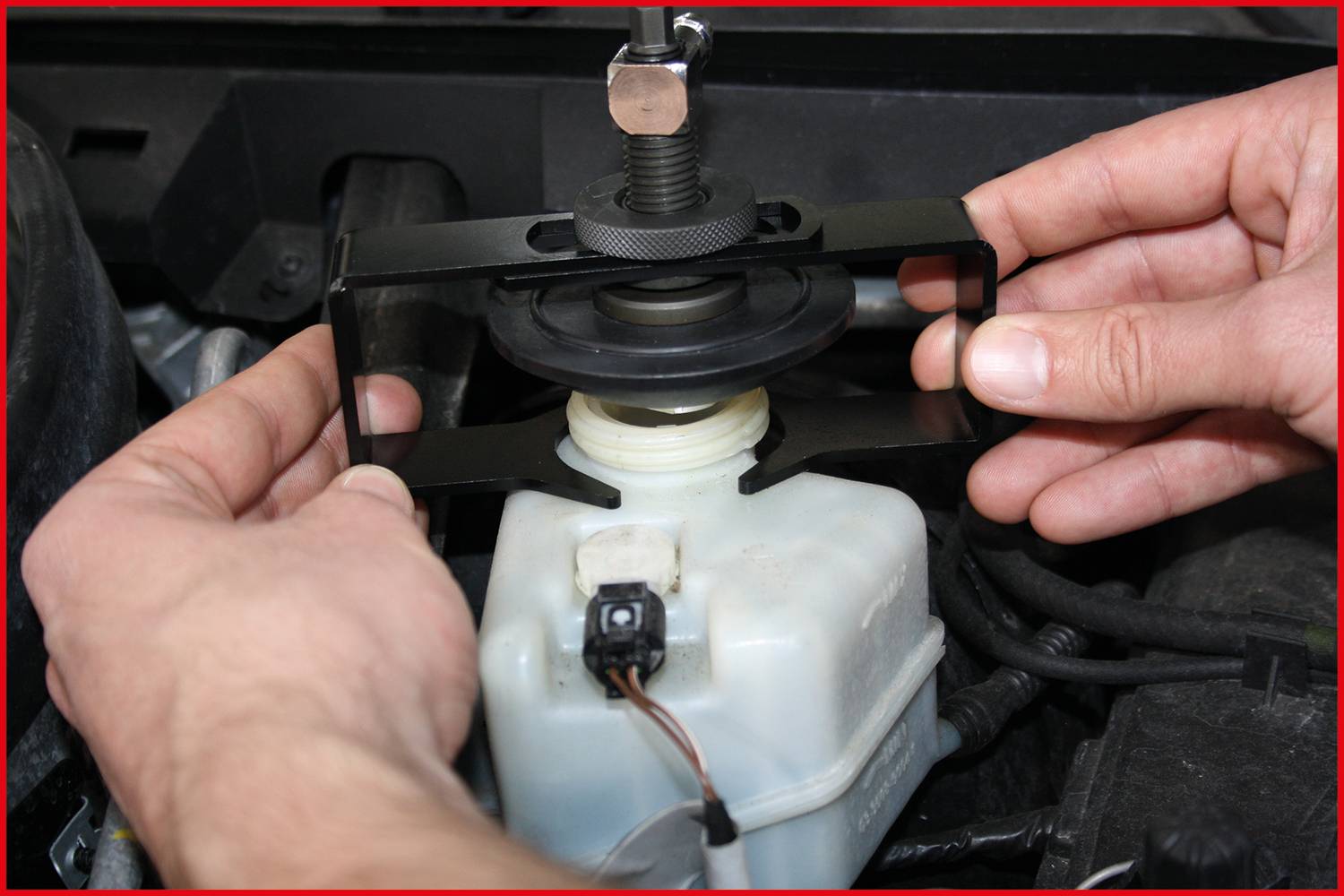 KS Tools 160.0718 Universal-Entlüfterstutzen-Adapter, verstellbar