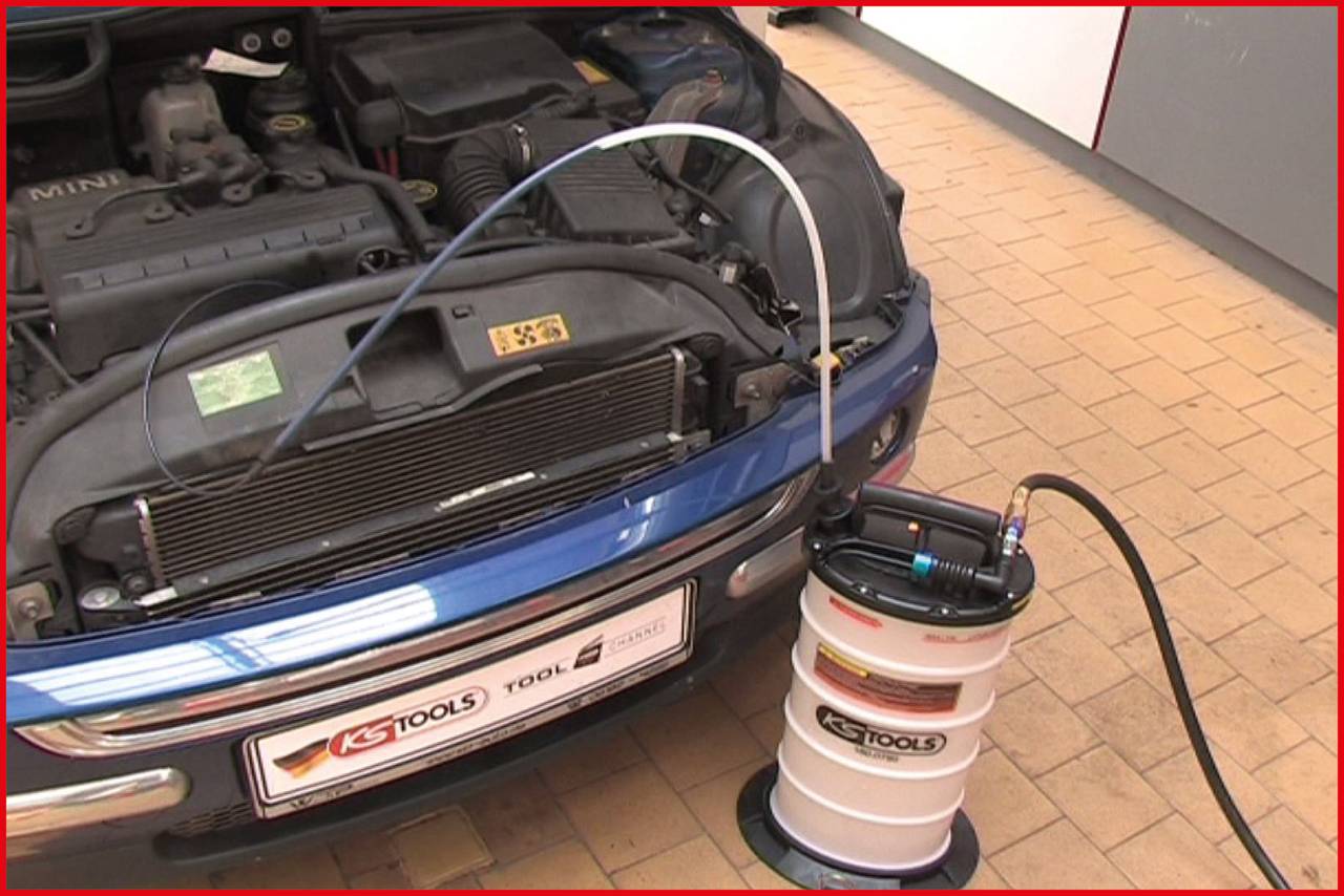 KS Tools 160.0790 Vakuum-Absaugpumpe 9,5 Liter inklusive 4 Sonden