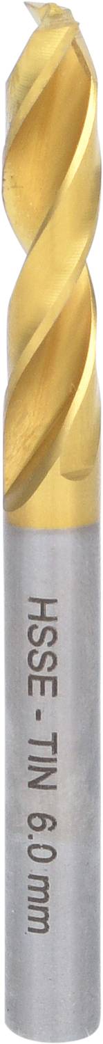 Ein Metallbohrer mit goldenem, spiraligem Kopf und silbernem Schaft. Auf dem Schaft steht 'HSS-E PM 6.0 mm'.