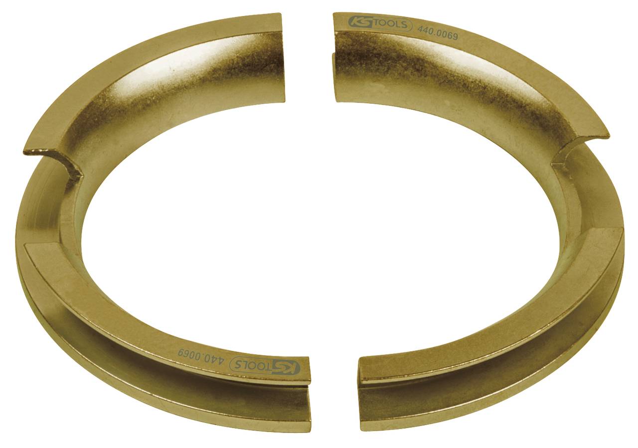 Zwei halbkreisförmige, goldene Metallringe, die gegenüberliegend angeordnet sind, mit Markierungen und Modellnummern an den Rändern.
