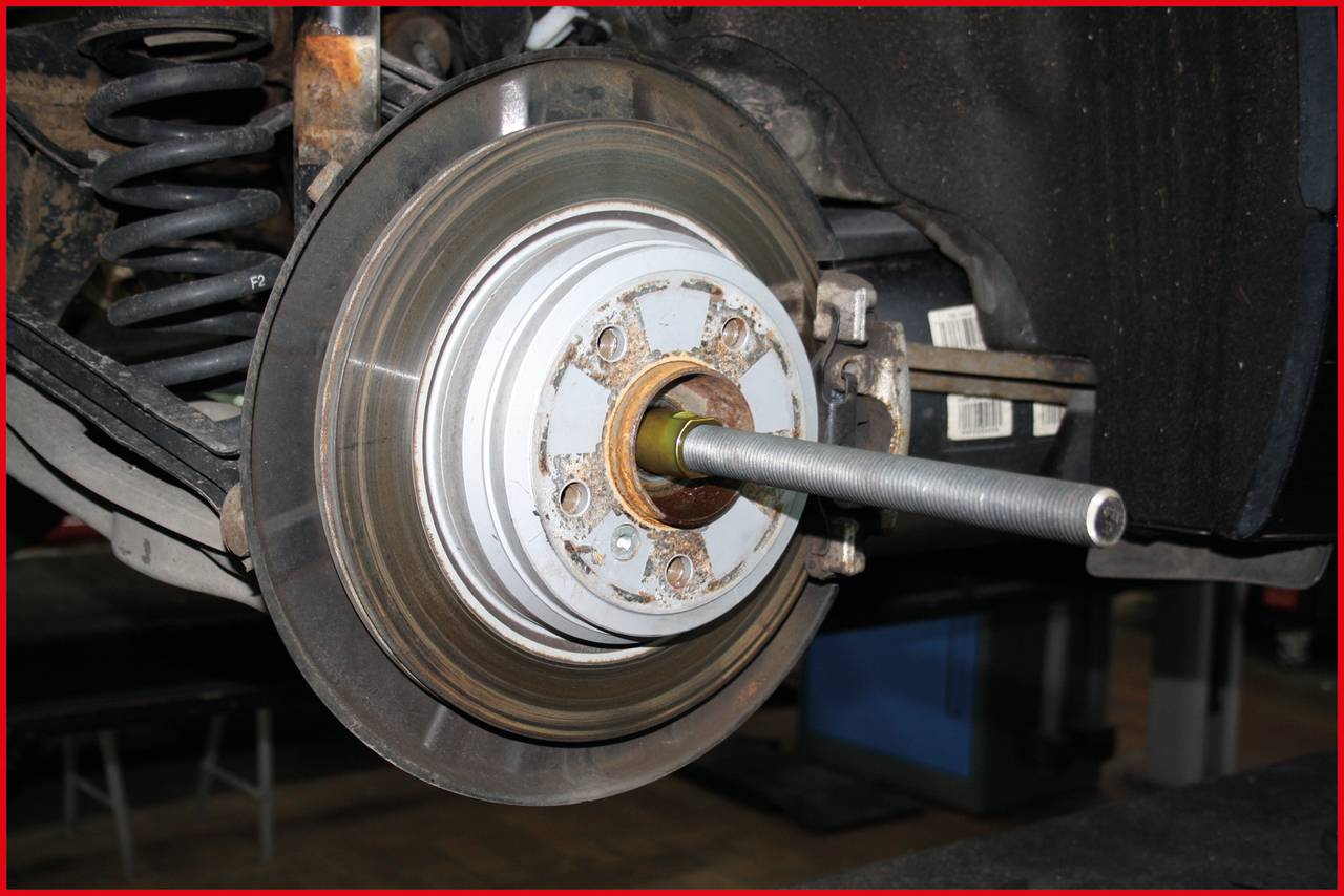 KS Tools Antriebswellen-Einziehwerkzeug-Satz für BMW, 6-tlg 440.0520