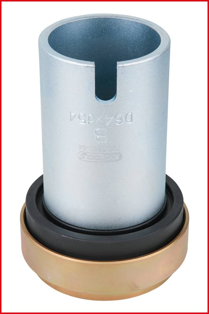 Metallisches Rohrfitting-Teil mit zylindrischer Form und Dichtung, verwendet in Sanitär- oder Heizungsanwendungen.