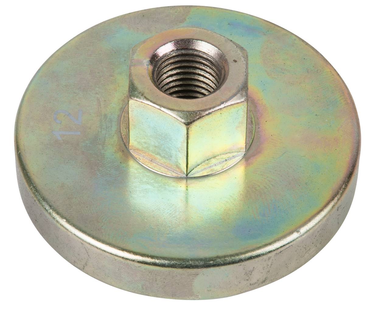 Eine Sechskantmutter mit einer breiten, flachen Unterlegscheibe. Sie hat eine glatte, metallische Oberfläche mit leichtem Farbspiel.