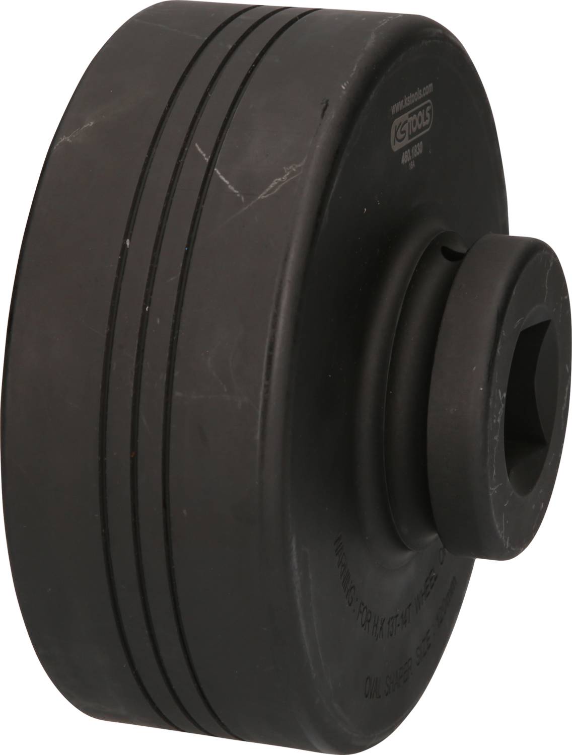 Rundes Metallwerkzeug mit Nut, möglicherweise für Maschinenanwendungen. Seitenansicht, zeigt Profil und Öffnung.