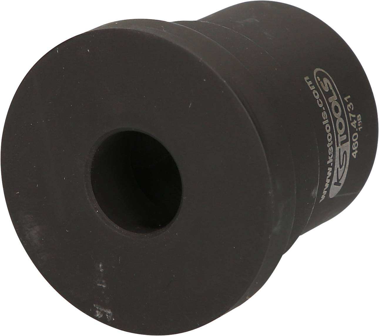 Schwarz lackierte, zylindrische KS Tools Stecknuss mit einer zentralen Öffnung, geeignet für professionellen Werkzeugeinsatz.