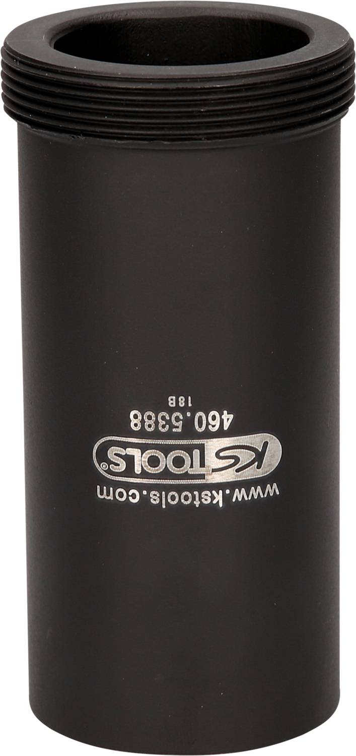 Schwarze Zylinderhülse mit KS Tools Logo, Artikelnummer 460.5338, und Websiteangabe. Werkzeugzubehör, technische Anwendung.