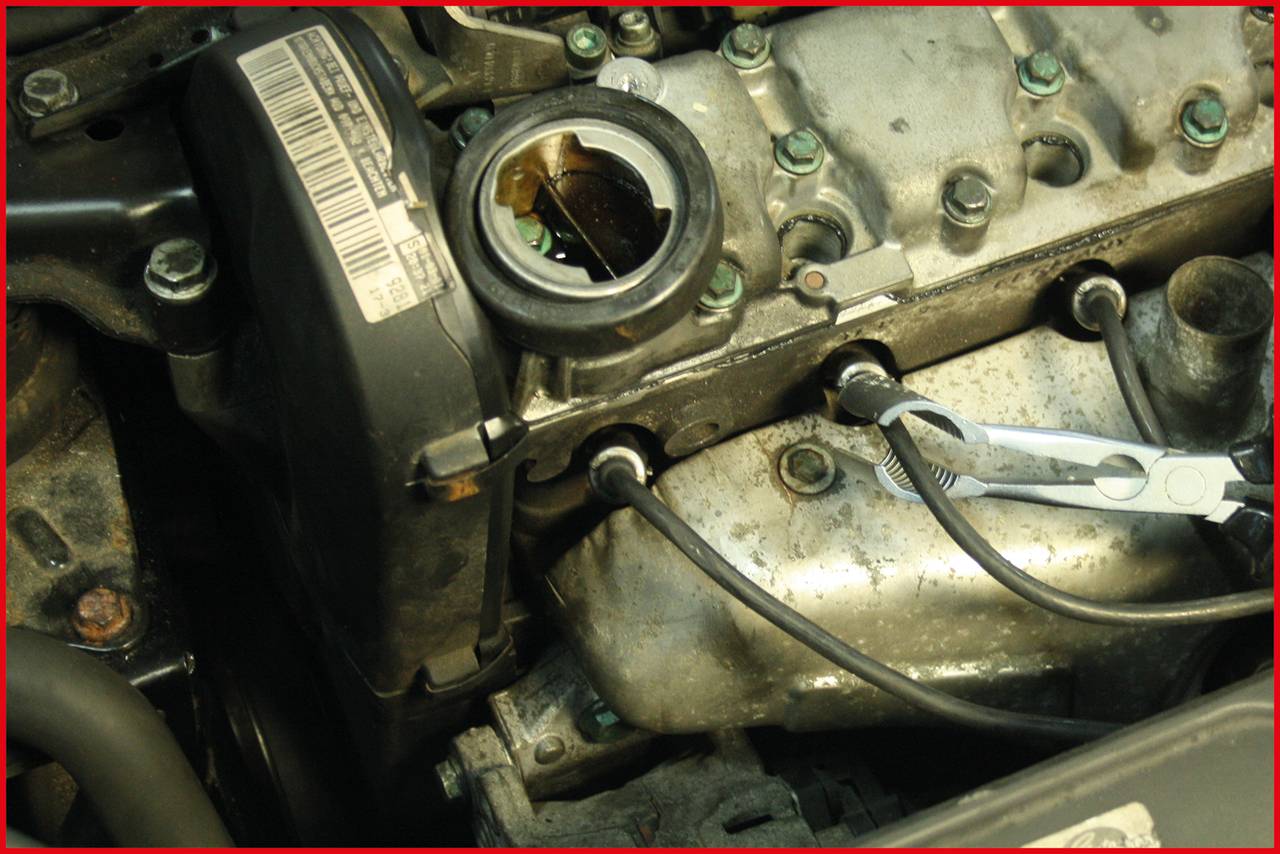 KS Tools 500.7532 Zündkerzenstecker-Zange, kurz