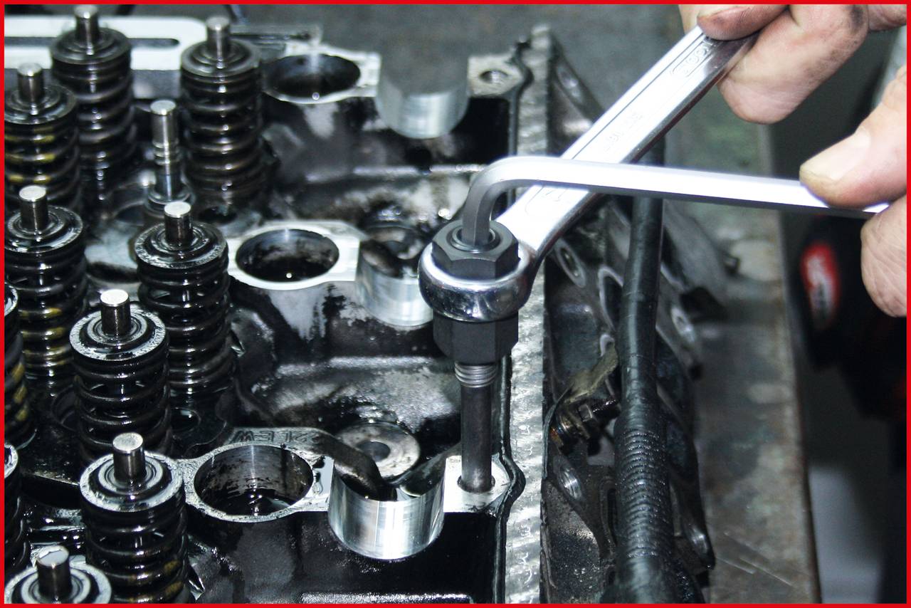KS Tools 670.0255 Stehbolzen Aus- und Eindrehwerkzeug-Satz, 12-tlg