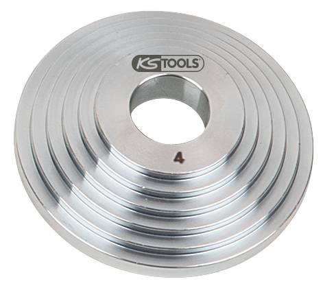 Metallscheibe mit abgestuften Rillen, Loch in der Mitte, Nummer 4 graviert, Markenname 'KS Tools' oben. Geeignet für mechanische Anwendungen.